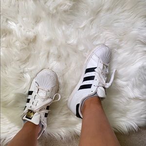 adida superstars